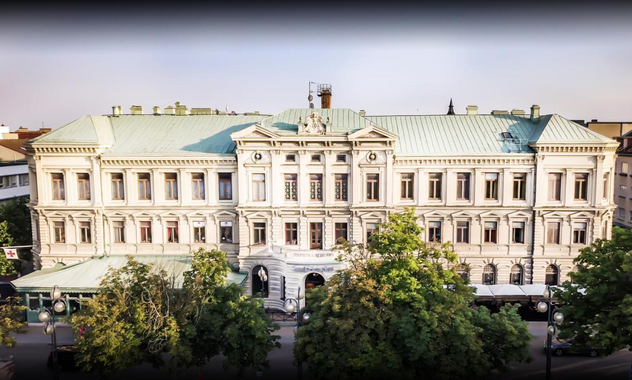 Stadshotellet Кристианстад Экстерьер фото